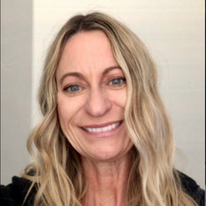 Meet your Posher, Lynda